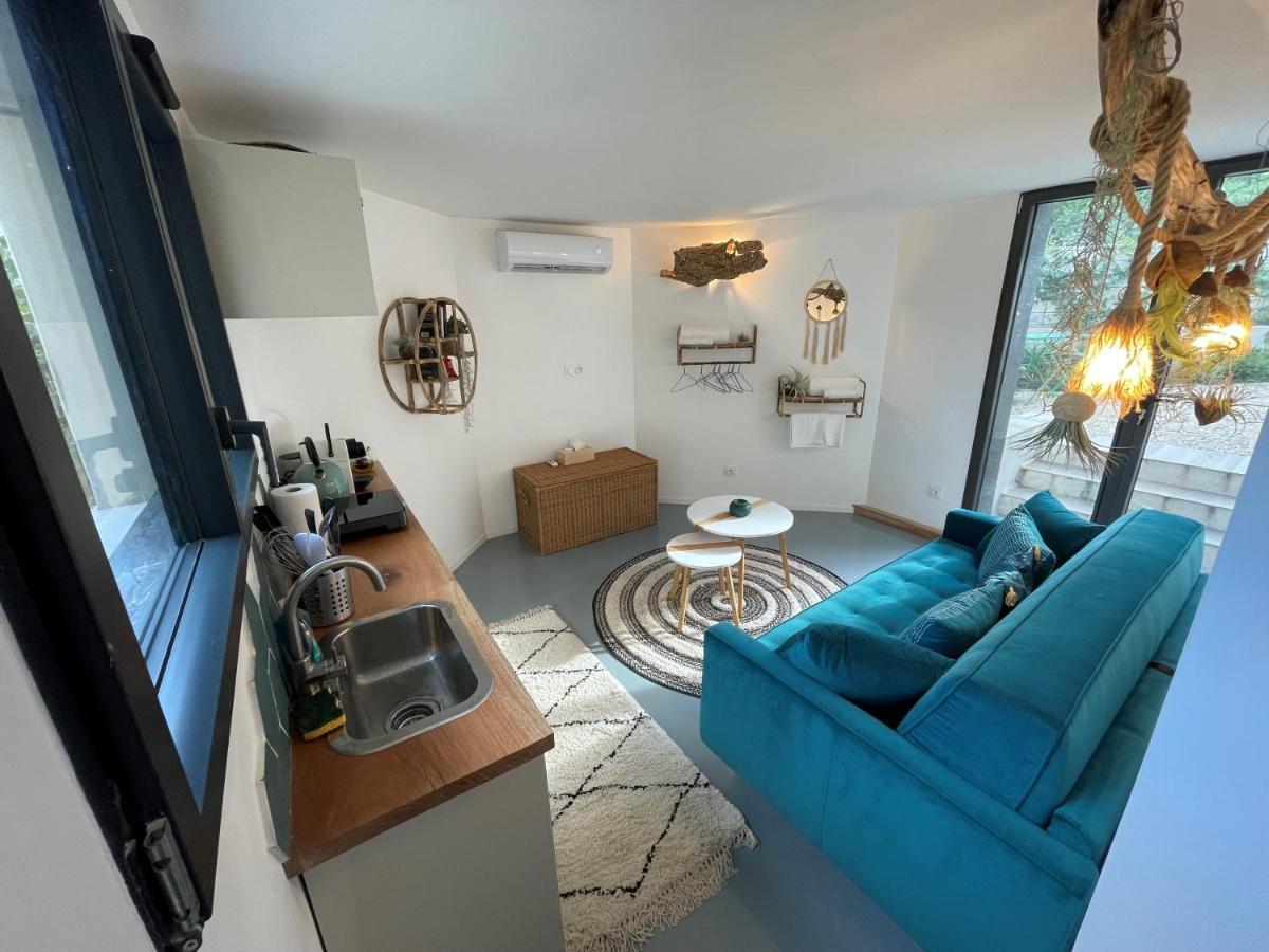 Bulle de détente avec jacuzzi Saint-Martin-de-Londres Exterior foto